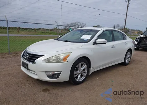 2014 Nissan Altima 2.5 Sv z USA, uszkodzony, nr VIN 1N4AL3AP0EC423908